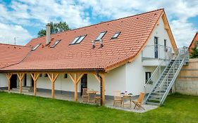 Apartmany Jedovary